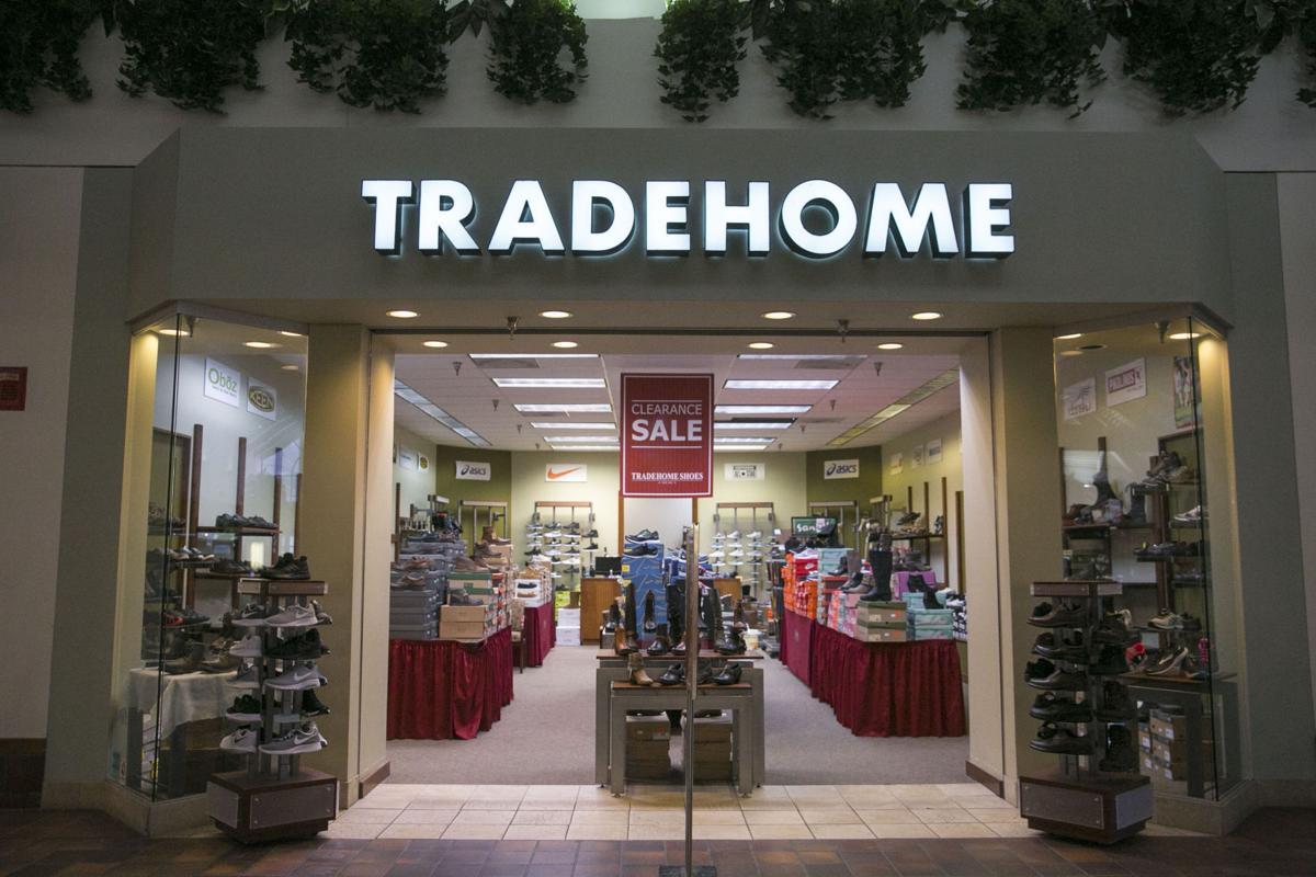 Tradehome Shoes Logo - Tradehome Shoes closing store in Mason City mall | Mason City ...