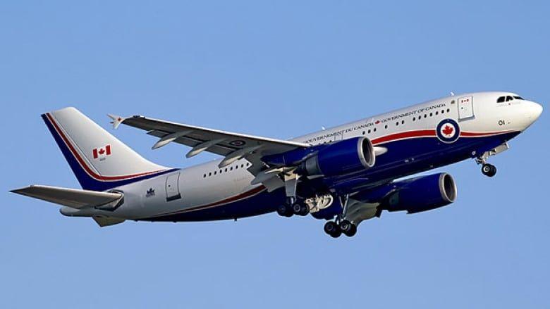 Blue and Red Plane Logo - Stephen Harper's jet gets red, white and blue makeover