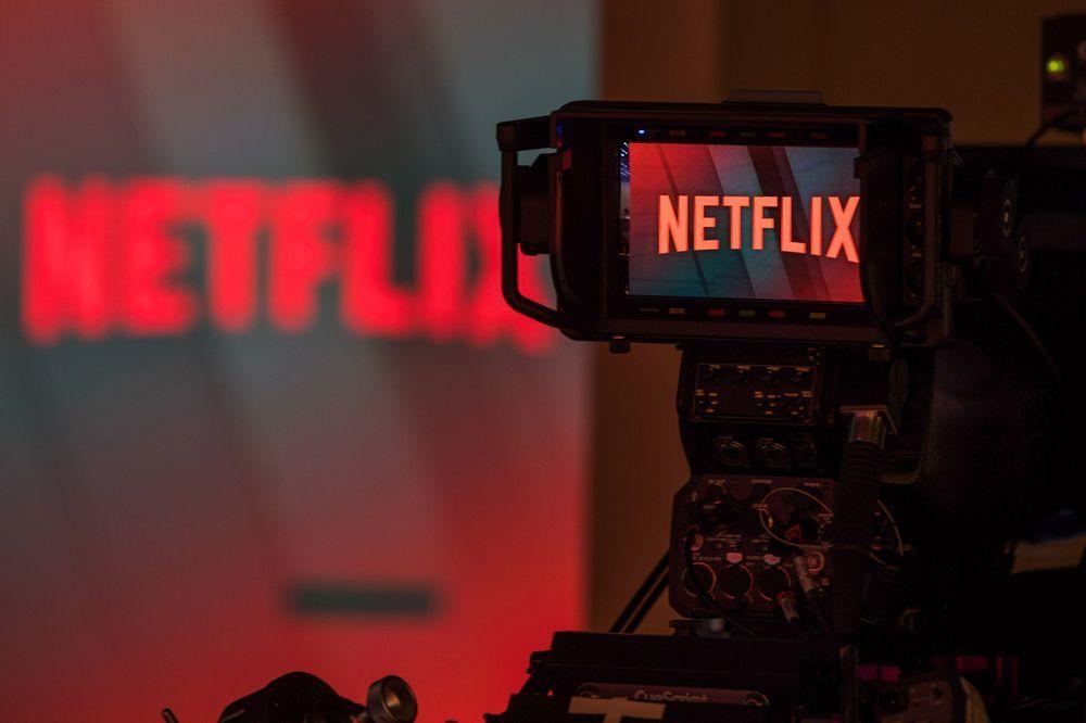 Netflix Company Logo - Netflix's 2019 Rally Continues With Analysts Bullish on Subs - Bloomberg