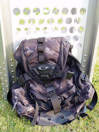 Camo Oakley Logo - Oakley Icon™ Backpack 3.0 Sheet Metal Camo | Oakley Icon™ Ba… | Flickr