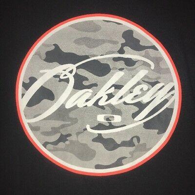 Camo Oakley Logo - OAKLEY SUNGLASSES GRAY Black Camo O Logo Red T Shirt Mens Large Euc ...