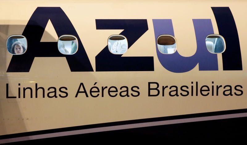 Azul Airlines Logo - Brazil's Azul to replace more E-Jets with Airbus planes in 2019