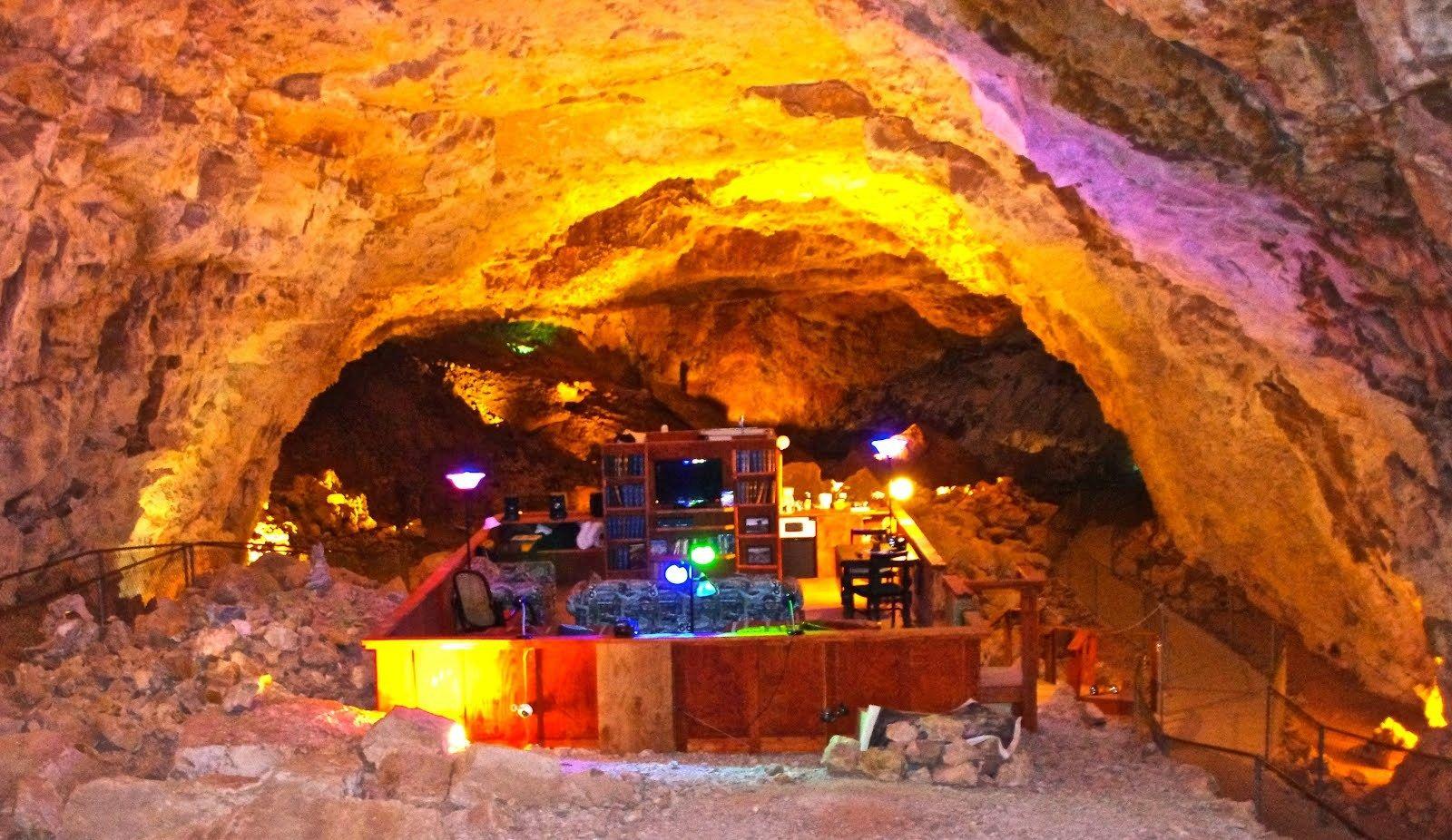 Grand Canyon Caverns Logo - Cavern Suite at Grand Canyon Caverns and Inn – Grand Canyon Caverns