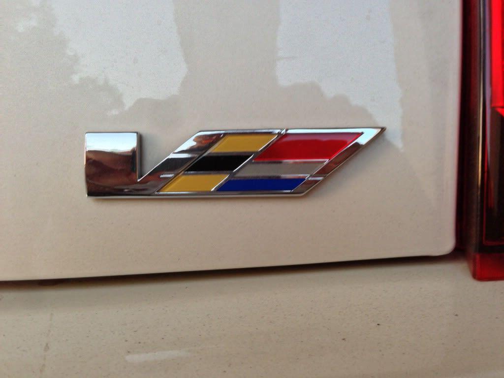 Funny Cadillac Logo - Fun Pics with New V-Logo