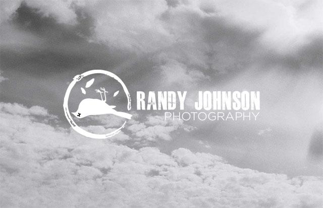Bird Photography Logo - Randy Johnson's Strange Photography Logo is the Bird He Hit with a Pitch