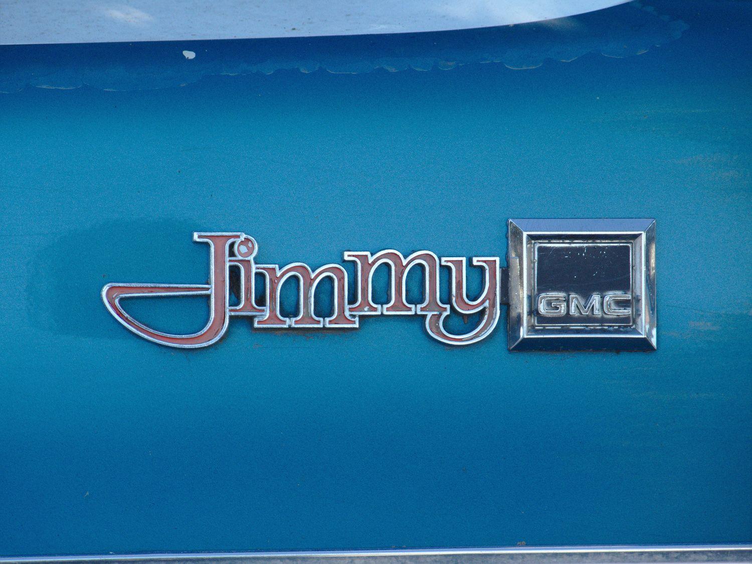 Turquoise GMC Logo - Old Parked Cars Vancouver: GMC