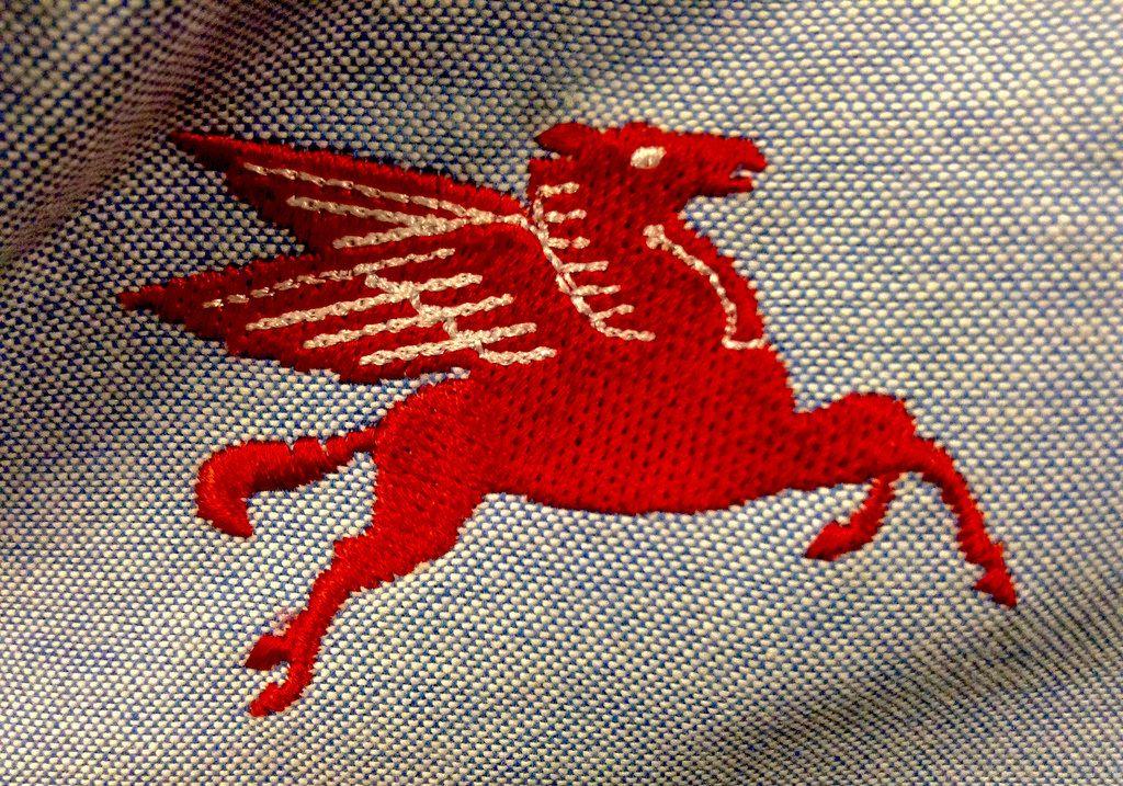 Horse Gas Station Logo - Mobil Gas Station Shirt, Flying Horse Logo, Vintage, 2 201