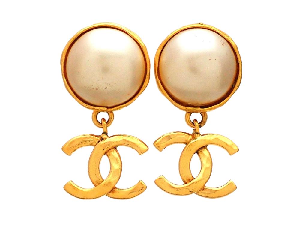 Double CC Logo - Authentic vintage Chanel earrings Faux Pearl Round CC logo Double C