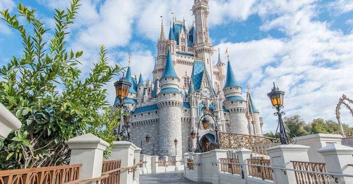 Classic Walt Disney Castle Logo - 10 Classic Attractions That Haven't Changed at Walt Disney World ...