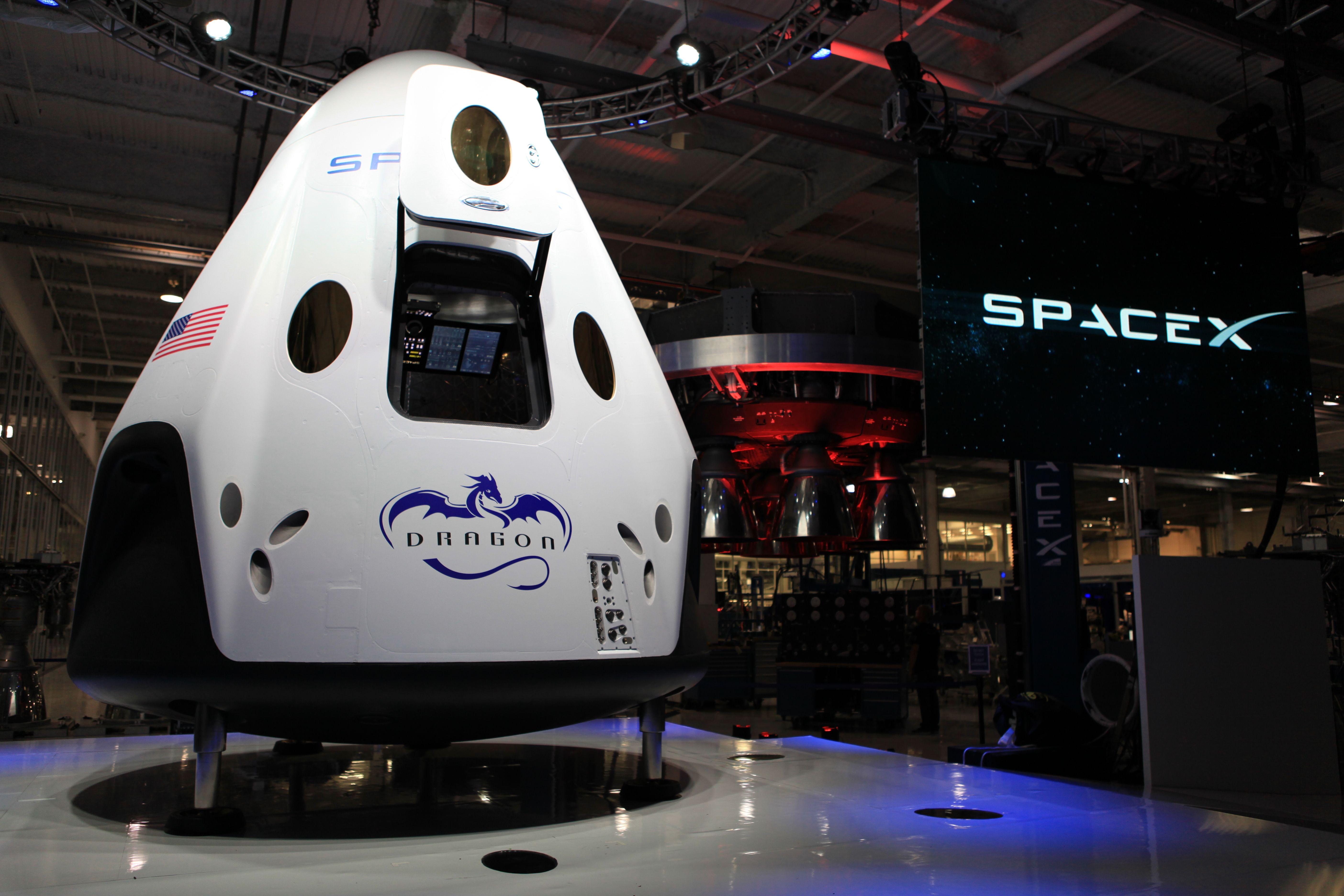 NASA Dragon Logo - NASA Partner SpaceX Unveils Human-Carrying Dragon V2 | NASA