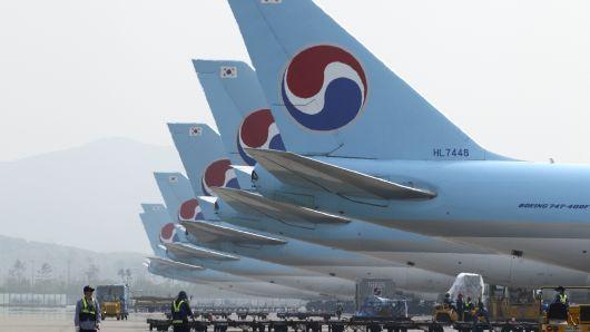 South Korean Airline Logo - South Korea police raid Korean Air headquarters in embezzlement probe