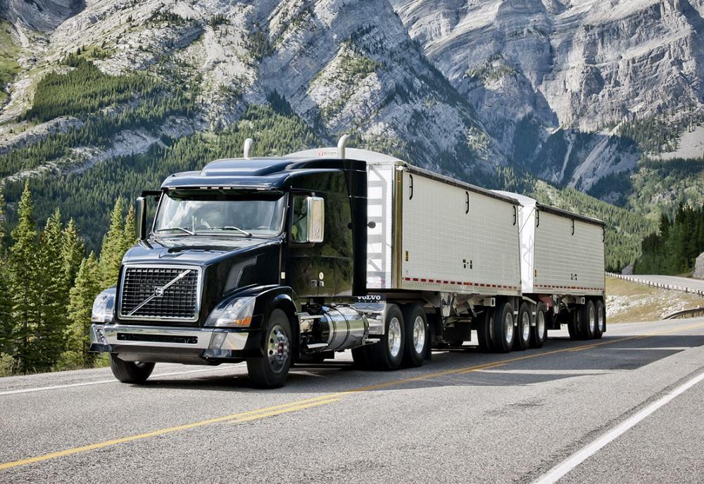 Volvo Trucks North America Logo - Volvo Trucks North America | Heavy Vehicles