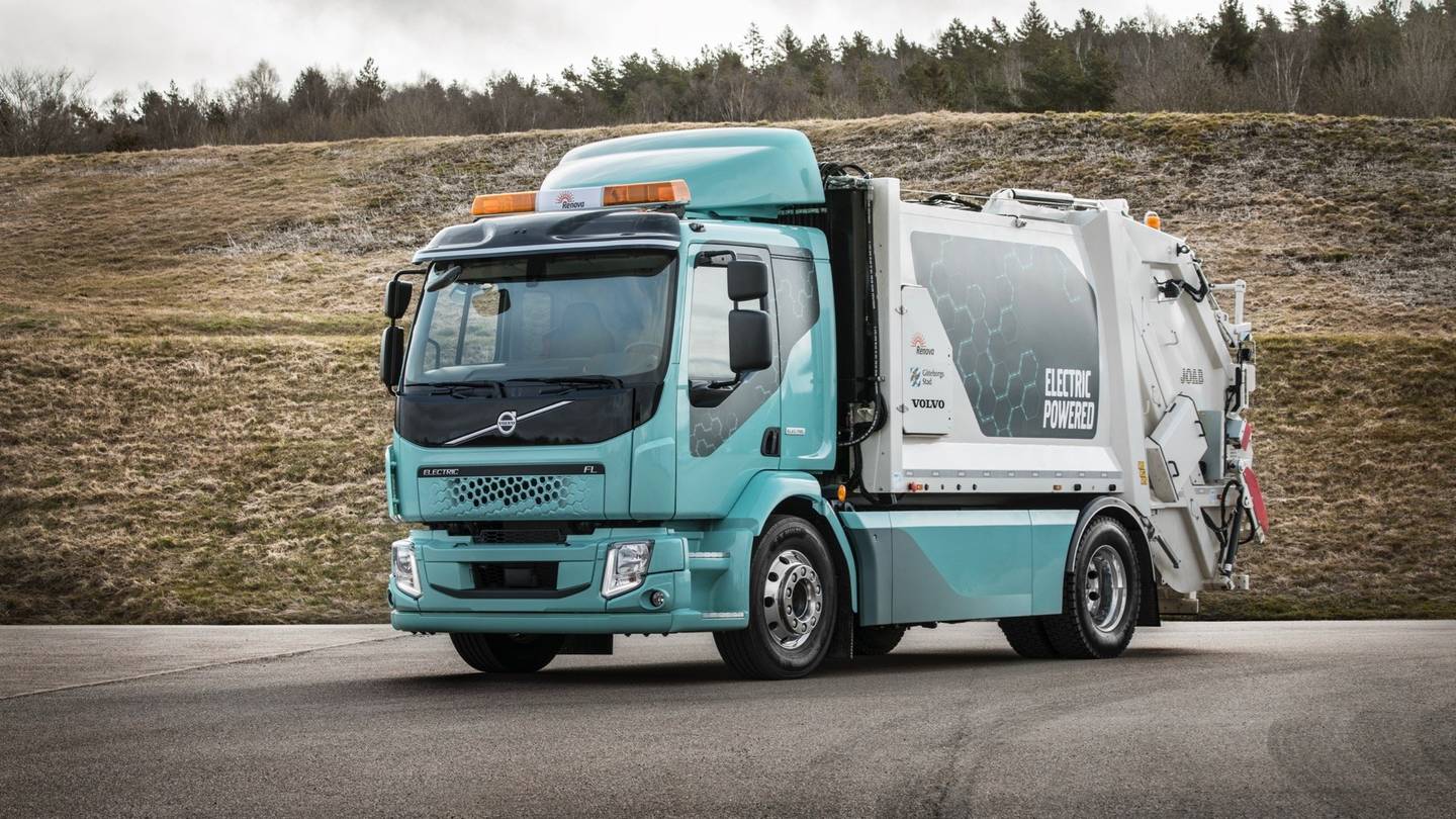 Volvo Trucks North America Logo - Volvo Wants to Sell Electric Trucks in North America