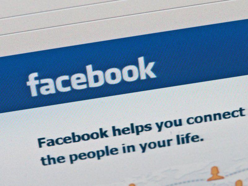 Trending Facebook Logo - Facebook Is Scrapping Its Troubled 'Trending' News Section : The Two ...