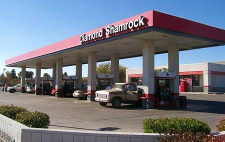 Shamrock Gas Station Logo - Diamond Shamrock