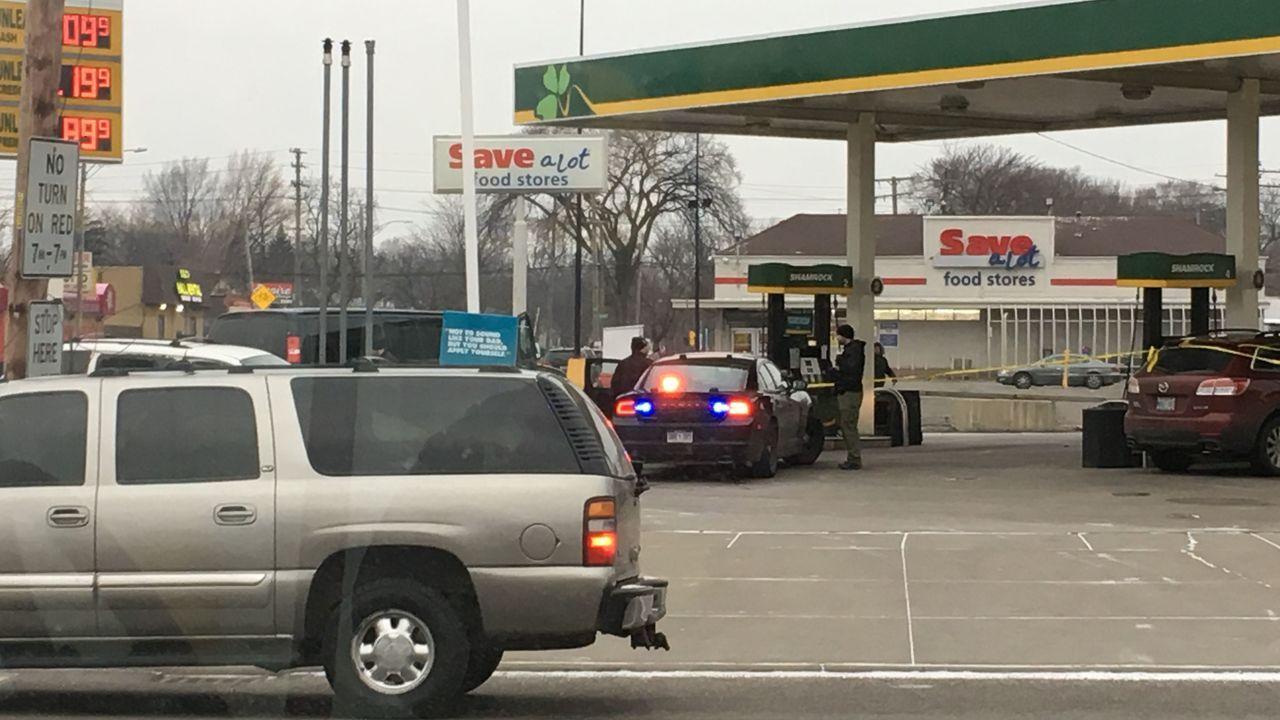 Shamrock Gas Station Logo - Man shot twice at Detroit gas station after allegedly picking...