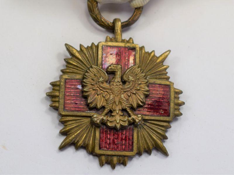 Vintage Red Cross Logo - Vintage 1920s – Post WW2 Polish Red Cross Medal - World War Wonders