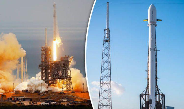 Zuma Falcon 9 Mission Logo - SpaceX Falcon 9 launch live updates: Zuma 'satellite' to enter orbit ...