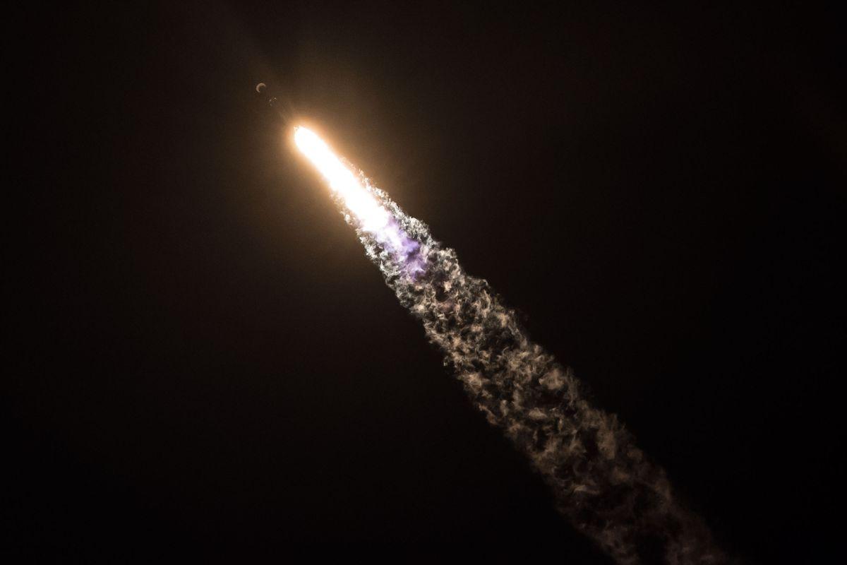 Zuma Falcon 9 Mission Logo - Did SpaceX's secret Zuma mission actually fail? - The Verge