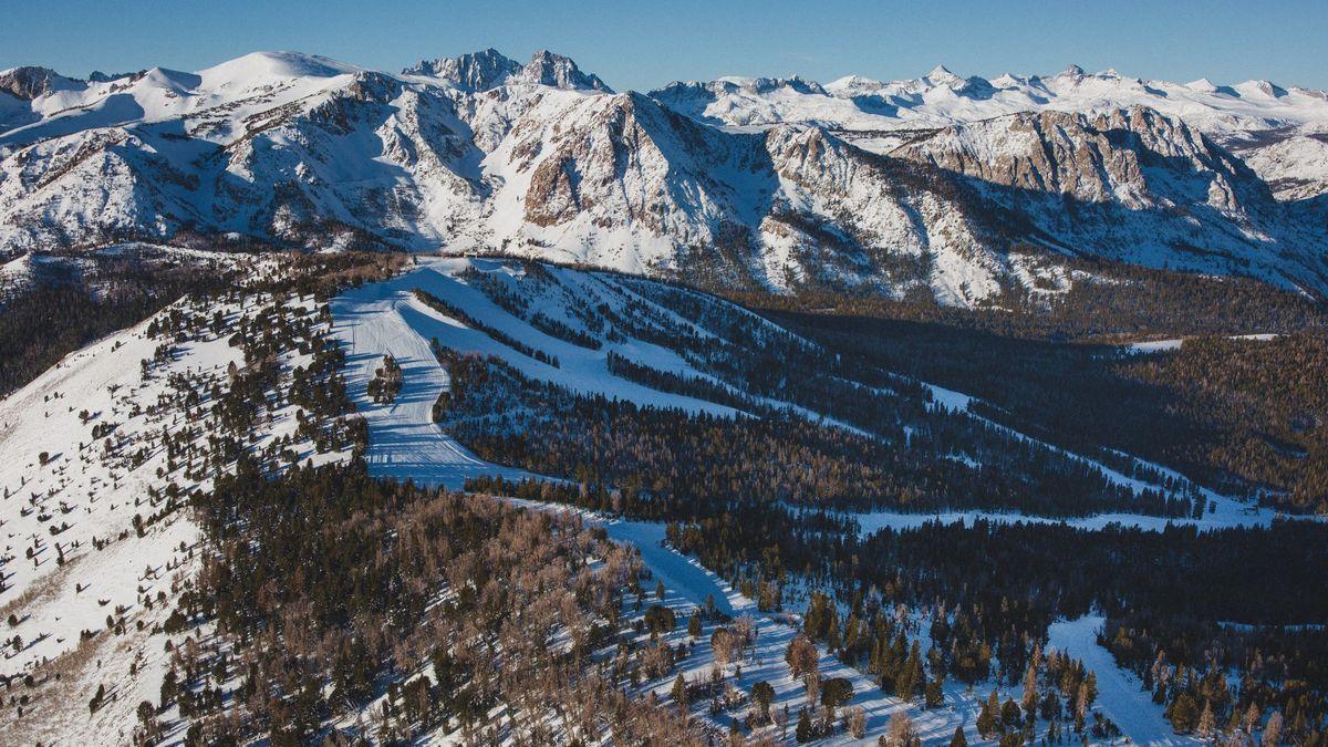 Sierra Nevada Mountain Logo - Sierra Nevada snowpack on track to shrink up to 79% by the end of ...