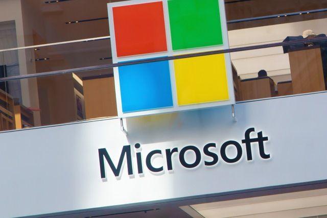 Microsoft Windows 8.1 Logo - Microsoft to stop offering support for Windows 7 and Windows 8.1 in ...