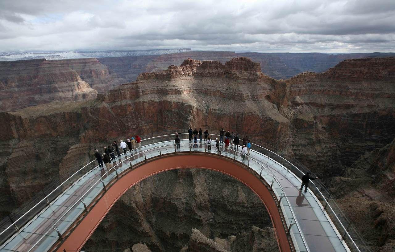 Grand Canyon Skywalk Logo - Walk the Skies