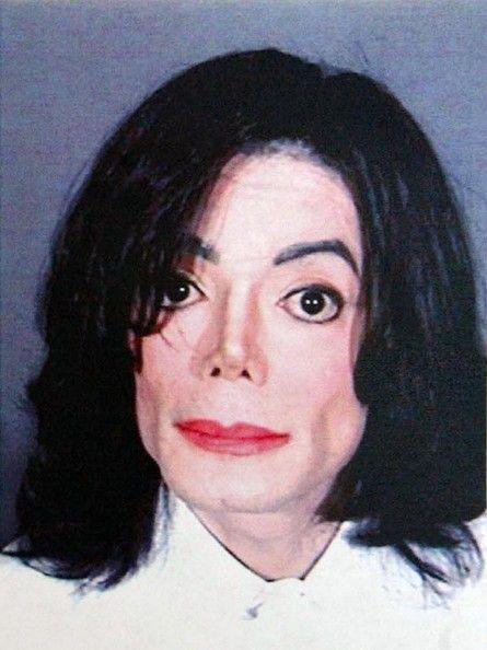 Michael Jackson M Logo - Michael Jackson in Michael Jackson Dies