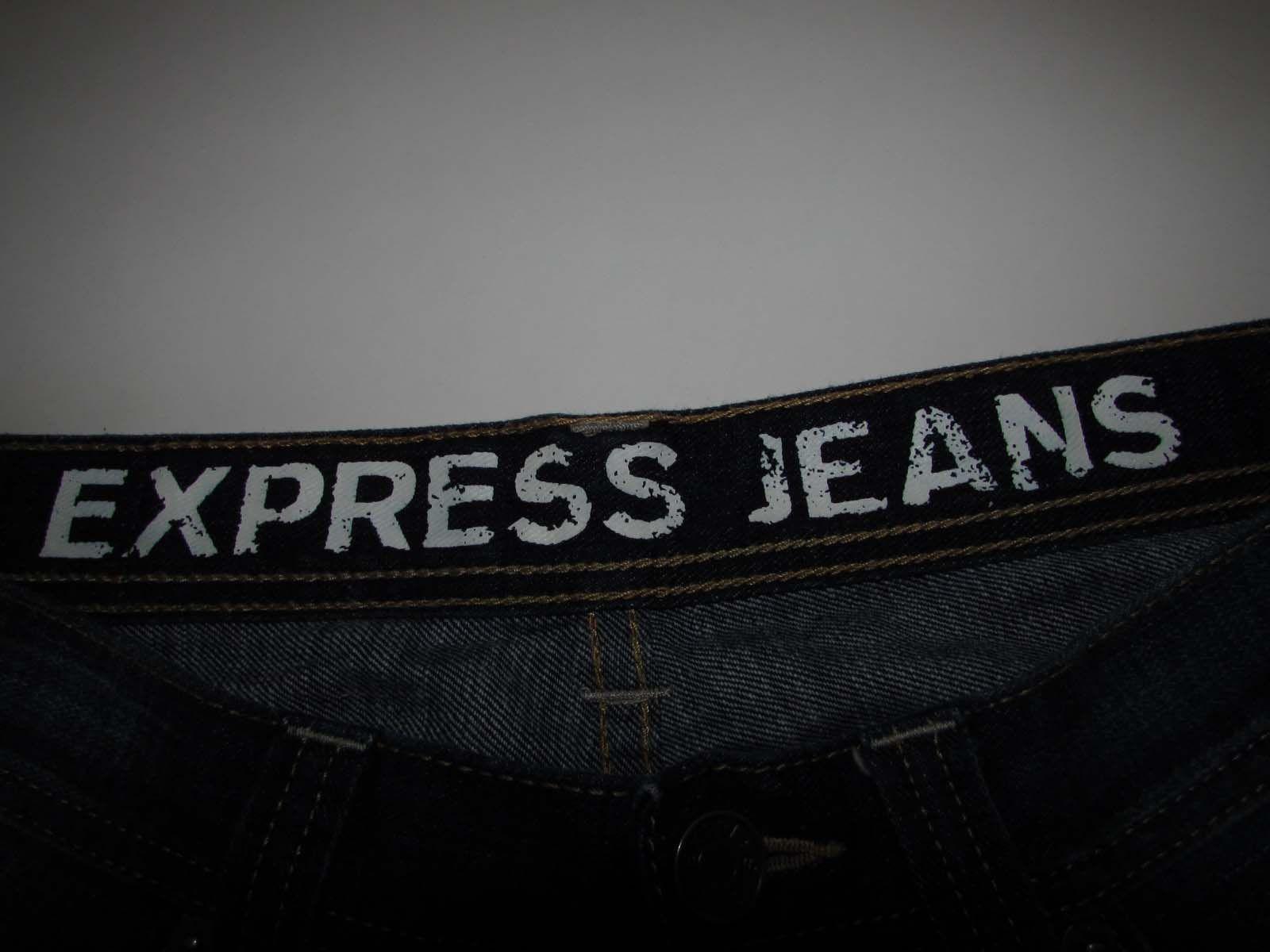 Express Jeans Logo - Express Men's Blake Loose Fit Boot Cut Jeans Size 33 x 29 Low Rise