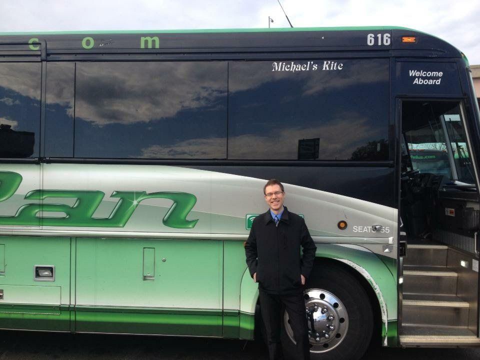 Peter Pan Bus Logo - Peter Pan Bus Lines Photo Haines St, Carroll