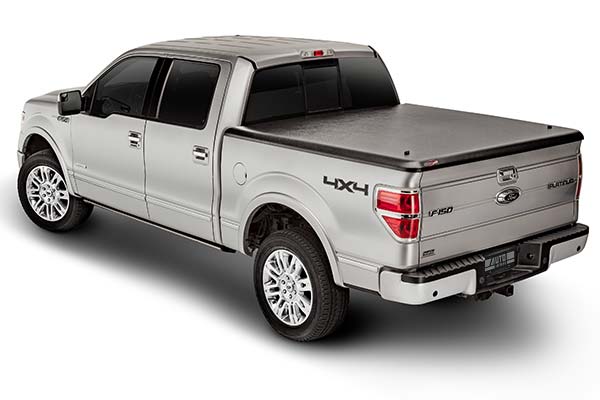 Undercover Bed Cover Logo - UnderCover Classic Tonneau Cover
