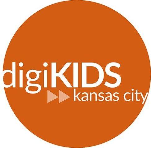 KC Circle Logo - digiKIDS KC - KC digiSTORY Center