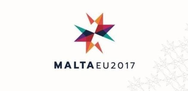 Ako Logo - Nie je logo ako logo: Slovensko odpálilo státisícovú šou, Malte ...