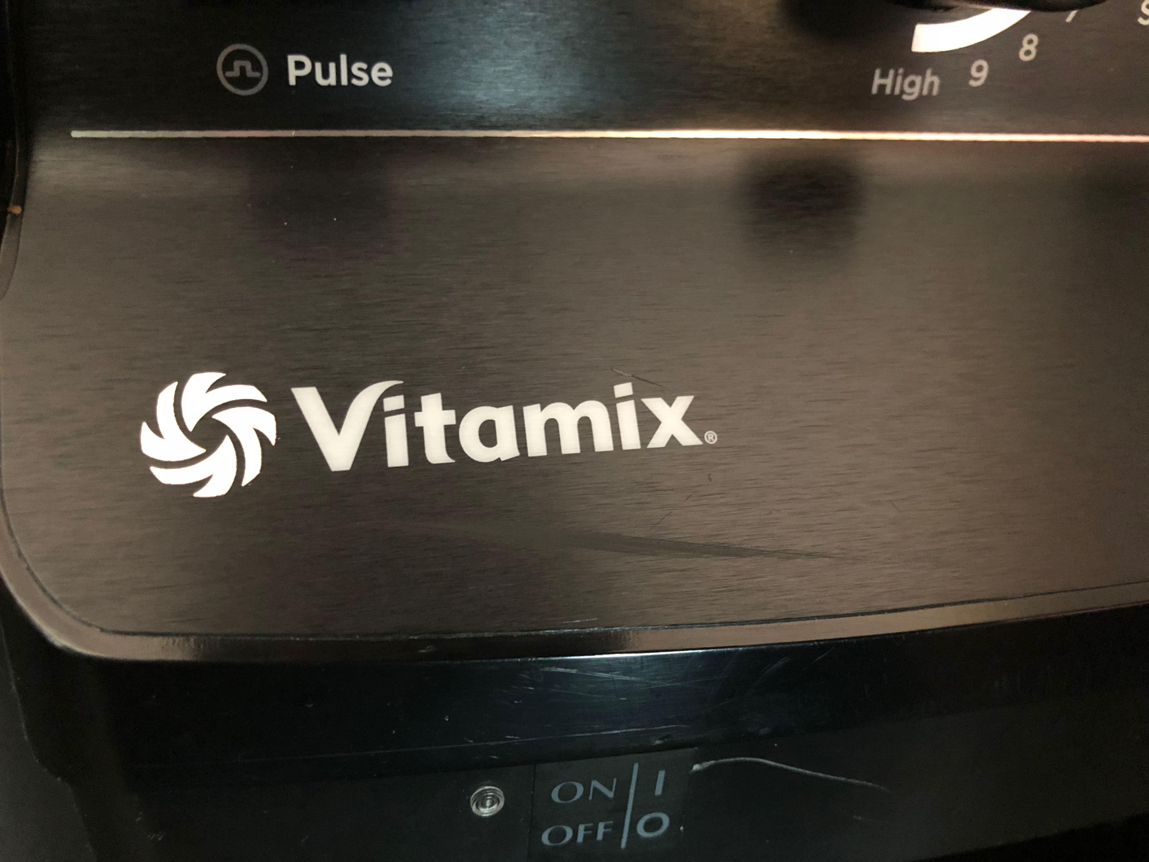 Vitamix Logo - Reddup: R Vitamix