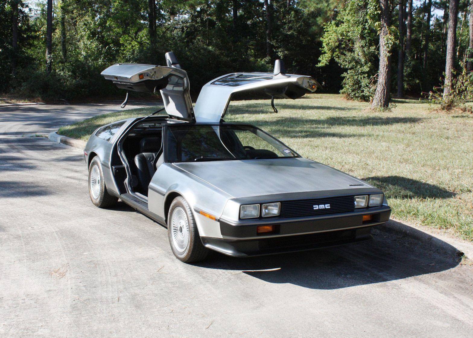 DeLorean Car Logo - DeLorean goes back to the future to reproduce DMC-12 car