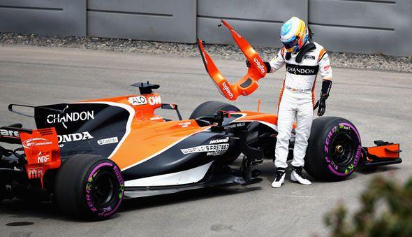 F1 Alonso McLaren Logo - Fernando Alonso MUST stay now, jokes McLaren boss Eric Boullier ...