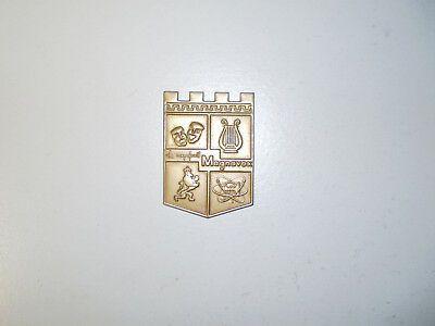 Magnavox Logo - VINTAGE MAGNIFICENT MAGNAVOX Logo / Badge from 1957 Tube Console ...