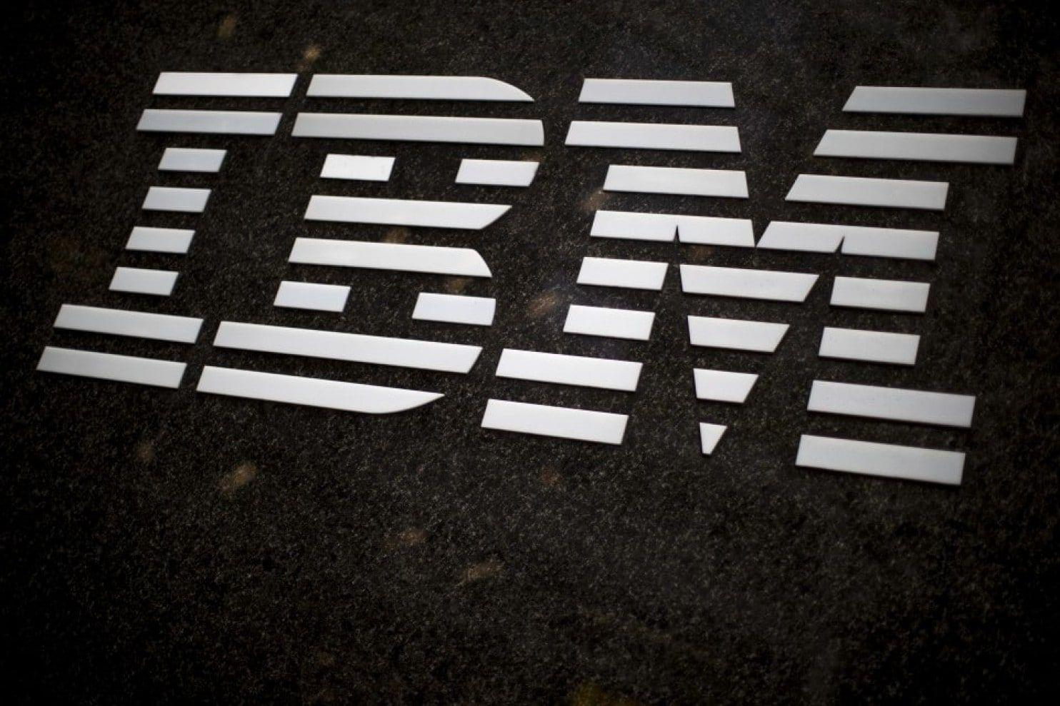 IBM Building Logo - IBM's sales have been sliding for 5 years. It's optimistic anyway ...