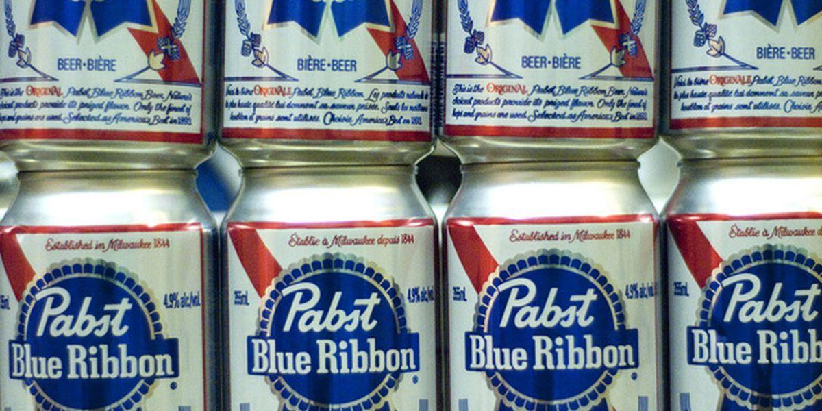 MillerCoors Logo - Pabst and MillerCoors battling in court