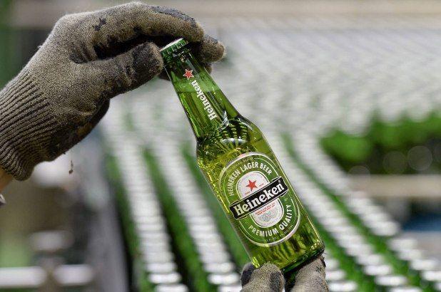 Red Star Green H Logo - Russian communists want Heineken to stop using their red star