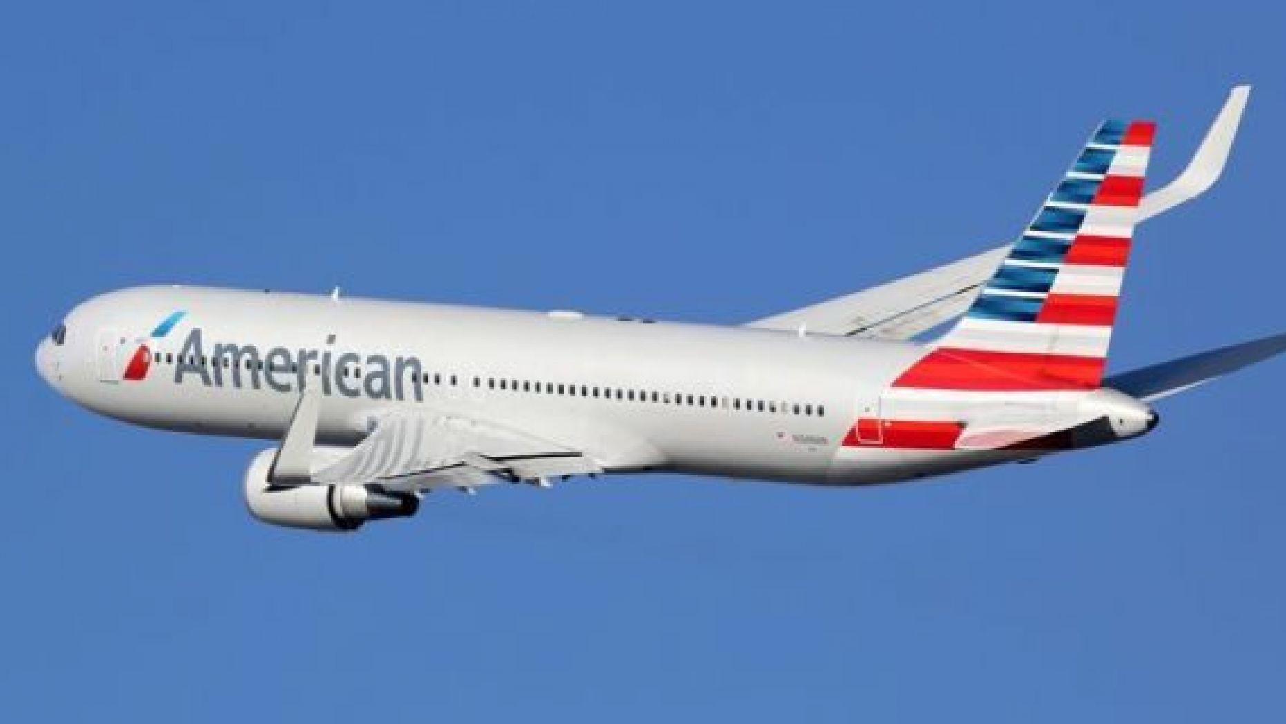Double AA Airline Logo - Double amputee claims American Airlines had him arrested after ...