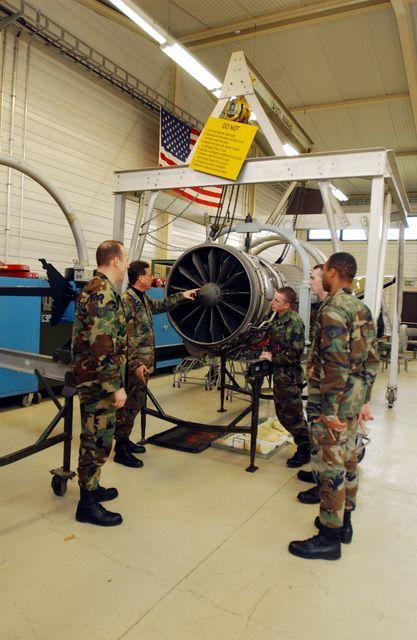 F100 Pratt and Whitney Logo - US Air Force (USAF) Students Gather Around A Pratt & Whitney F100 PW