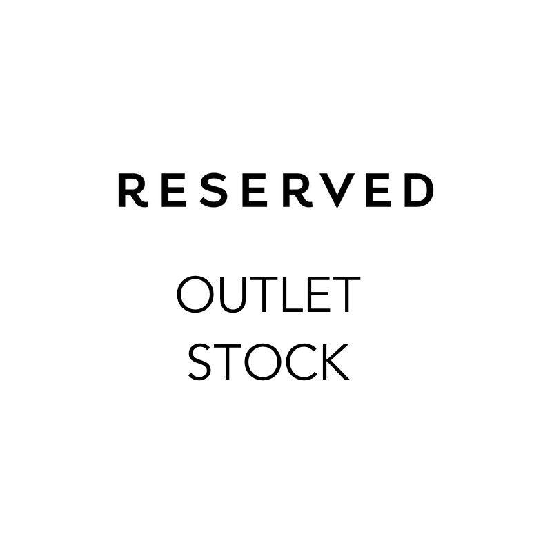 Reserved Clothes Logo - RESERVED STOCK Clothes - JunasBox