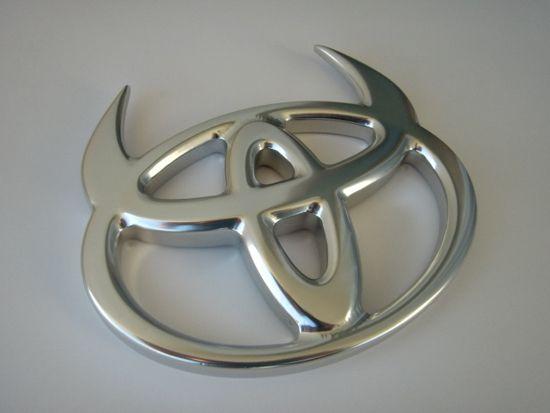 Q with Horns Logo - Q and A with Devils Horn Maker Andres Diaz TacomaHQ. Toyota