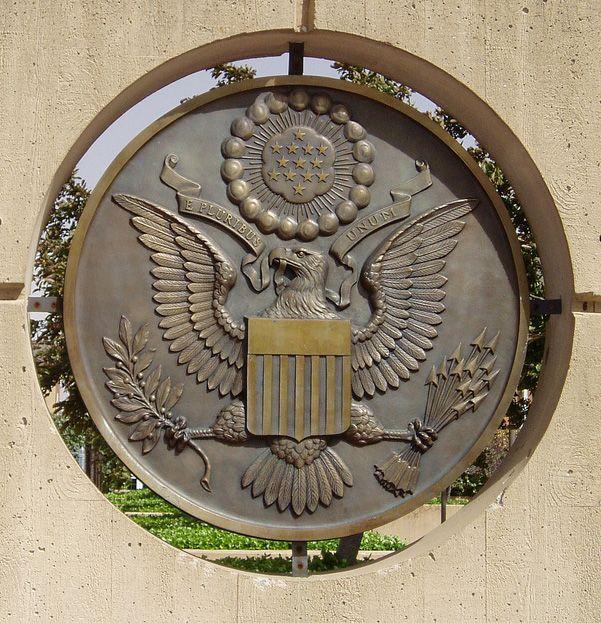 Eagle Standing On Shield Logo - Great Seal of the United States