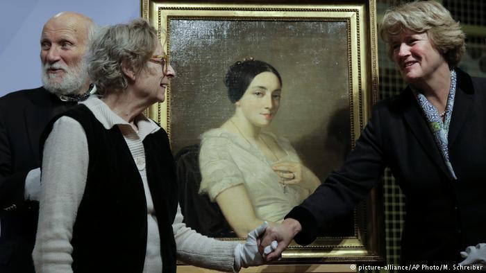 Jewish Couture Logo - Germany returns Nazi-looted painting to Jewish heirs | News | DW ...