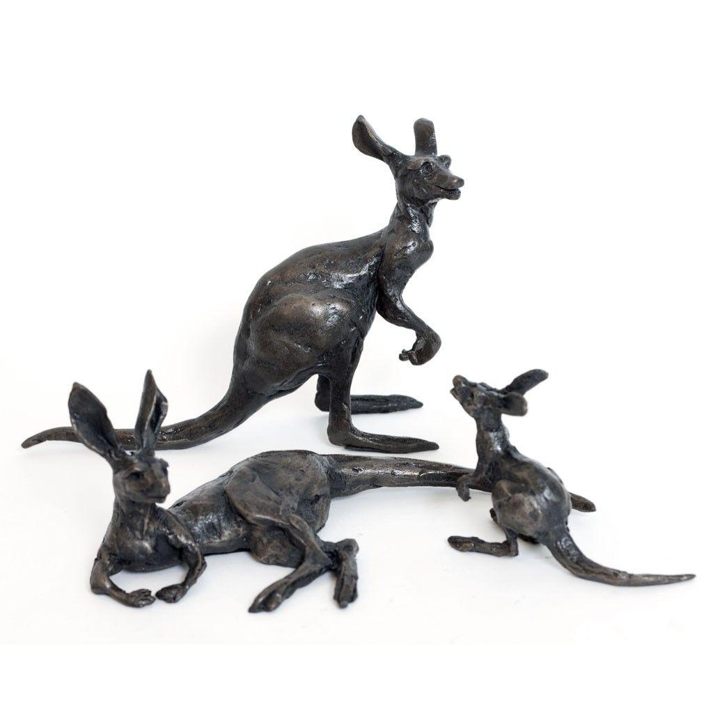 Bronze Kangaroo Logo - Bronze Kangaroo Sculpture: Boxing Kangaroos by Jonathan Sanders