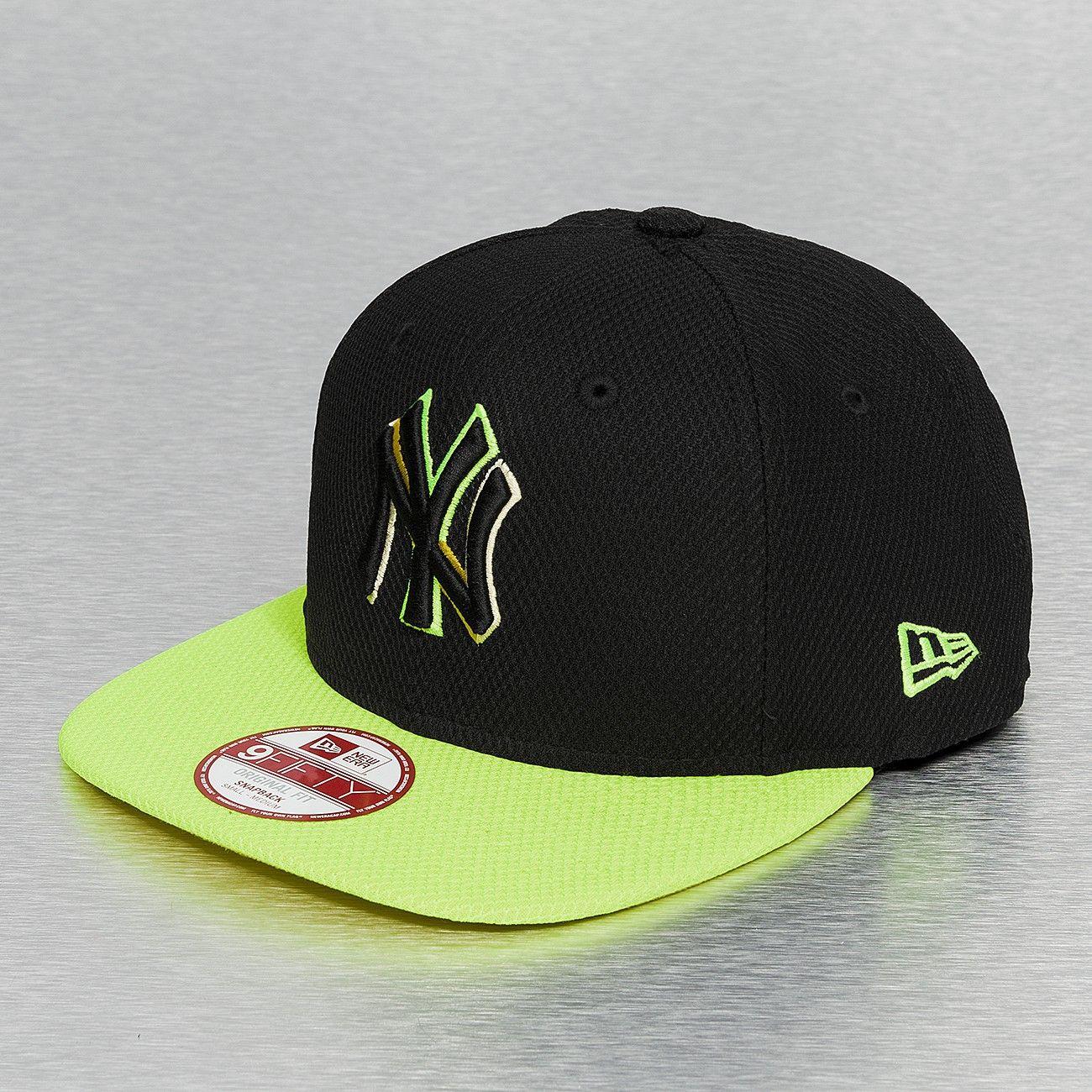 Black and Yellow ER Logo - Logo Fade NY Yankees New Era 9Fifty Snapback Cap Black/Yellow