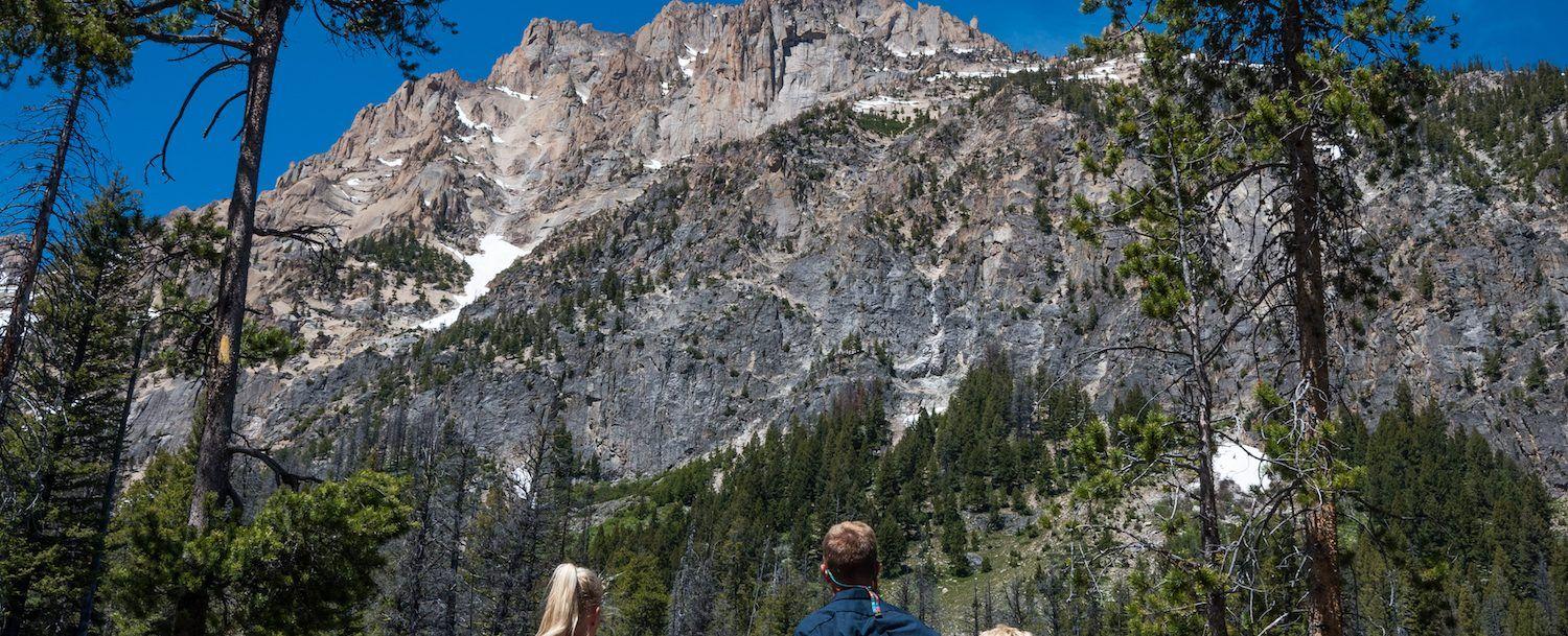 Sawtooth MTN Logo - Experience Our Area With the Sawtooth Mountain Guides Lake