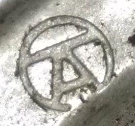 Japanese Manufacturer Logo - What is this Japanese small engine manufacturer logo? : whatisthisthing