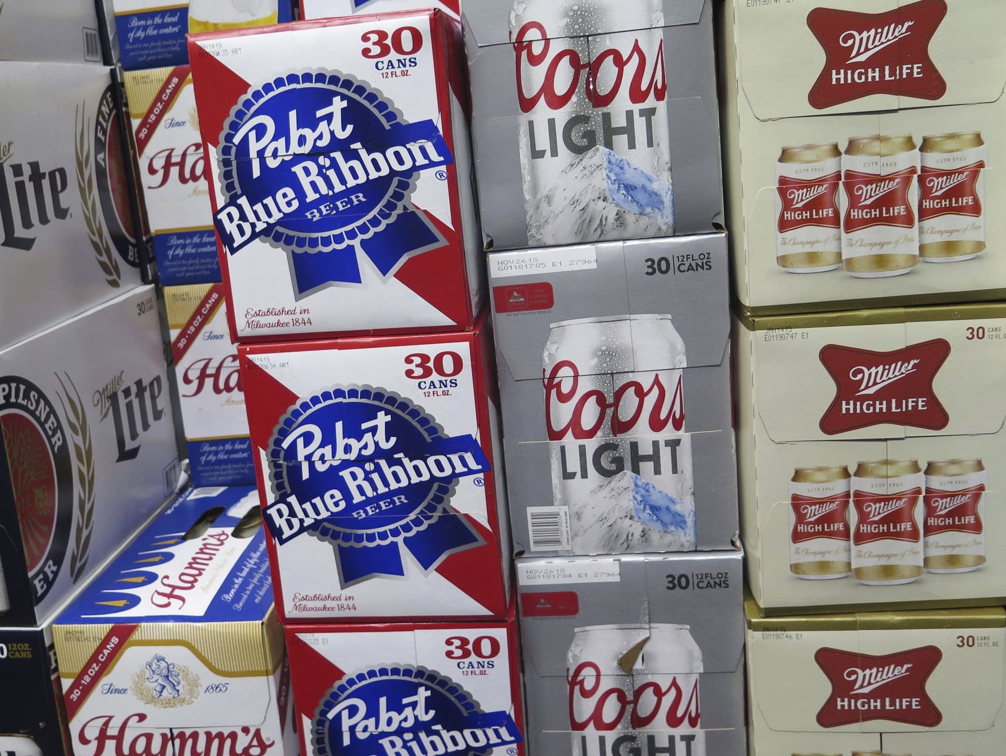 Millercoor Coors Logo - Beer battle: Pabst says MillerCoors is trying to put it out